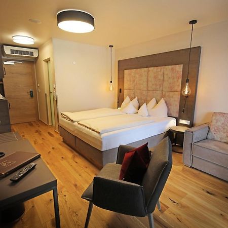Vilstaler Hof Landgasthof & Hotel Rottersdorf Екстер'єр фото