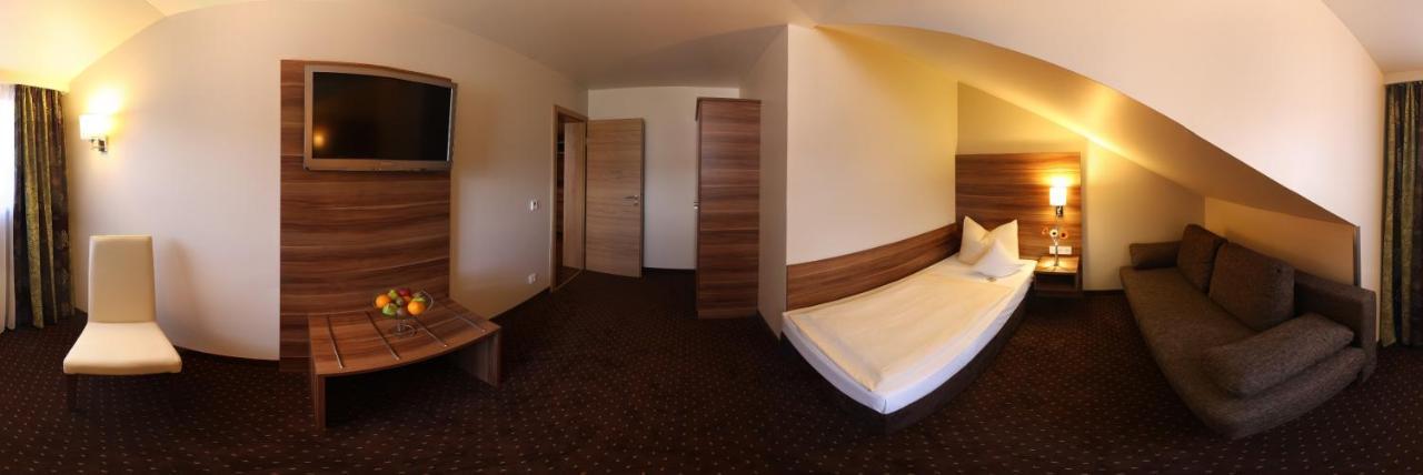 Vilstaler Hof Landgasthof & Hotel Rottersdorf Екстер'єр фото