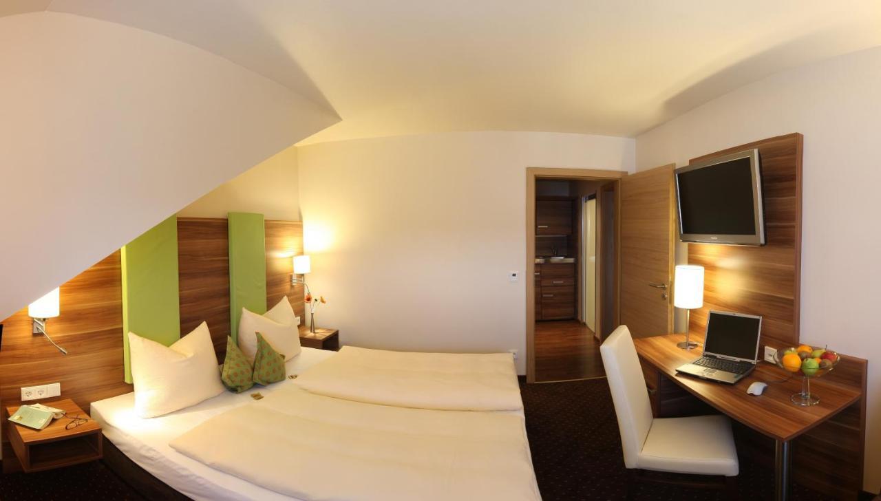 Vilstaler Hof Landgasthof & Hotel Rottersdorf Екстер'єр фото